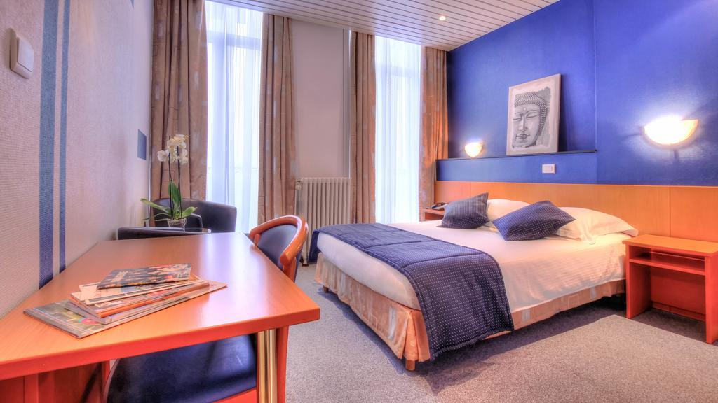 Hotel Le Terminus Mons Rum bild