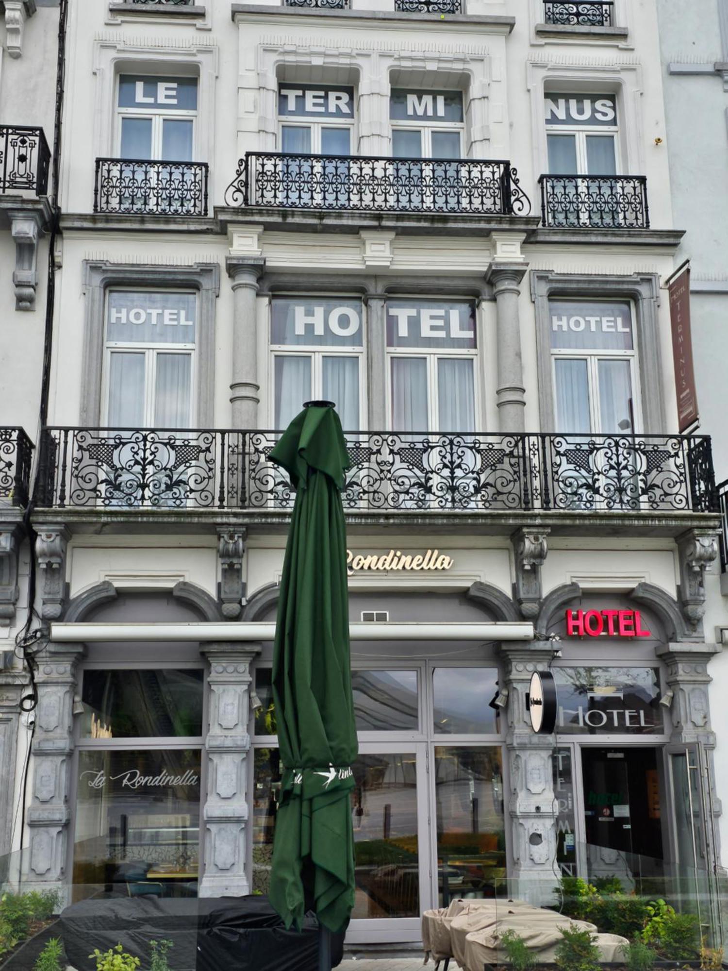 Hotel Le Terminus Mons Exteriör bild